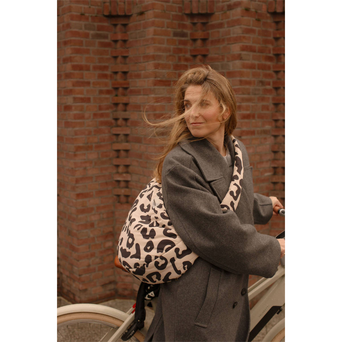 Studio Noos Crossbodytas 48x36x11 cm