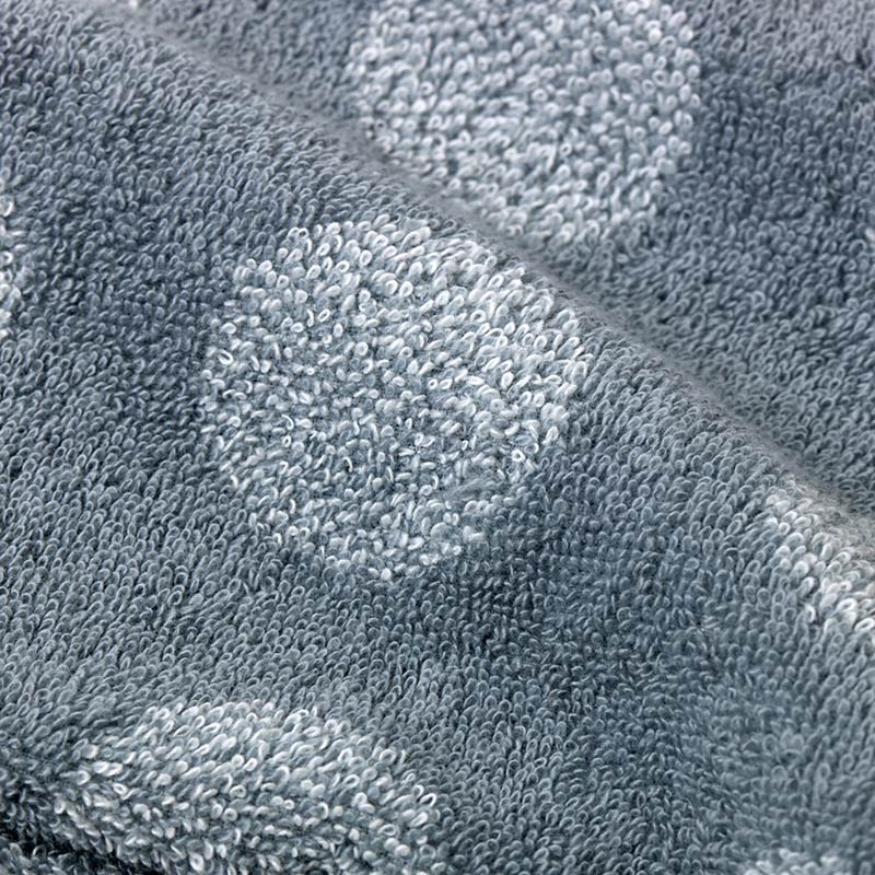 Leander Matty PonchoLeander Matty Poncho