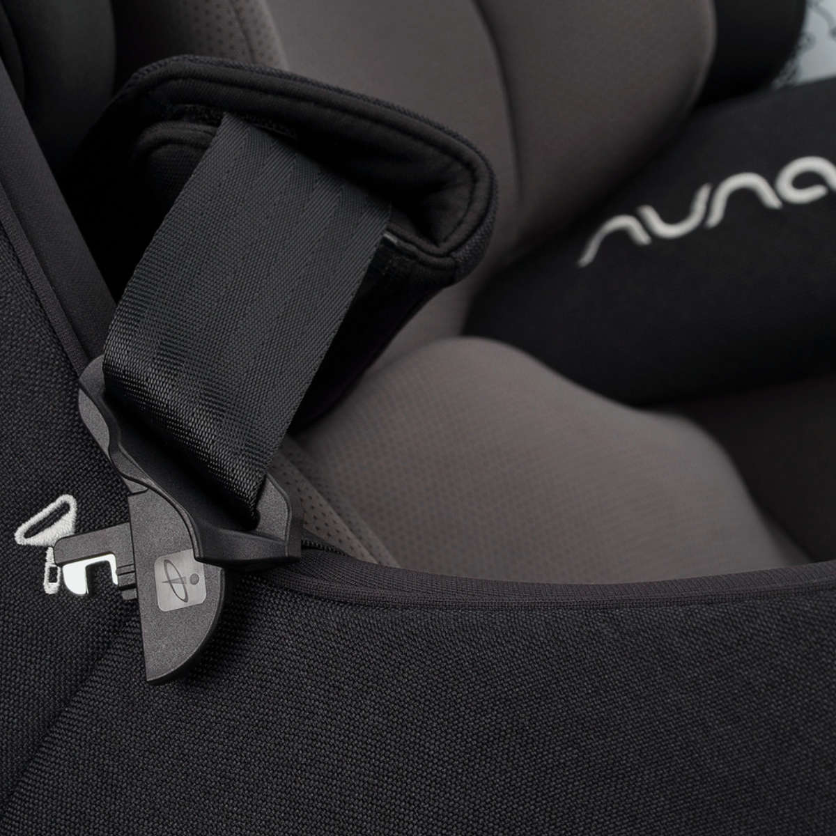 Nuna RELX wind Elektrische i-Size Autostoel (40–105 cm)