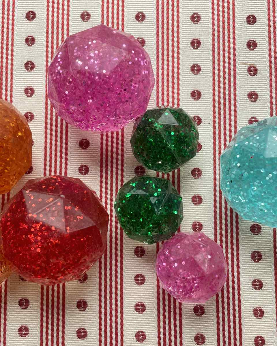 Konges Sløjd Star Stuiterballen Set met Glitter, 14-delig