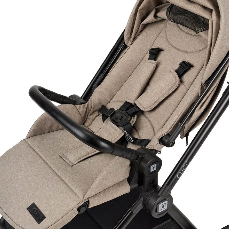 Moon Clicc Kinderwagen met accessoires Collectie 2024