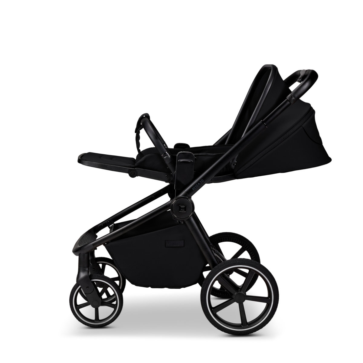 Moon ReSea 2.0 Kinderwagen Set 3 in 1 inclusief Moon COSMO 2.0 Autostoel