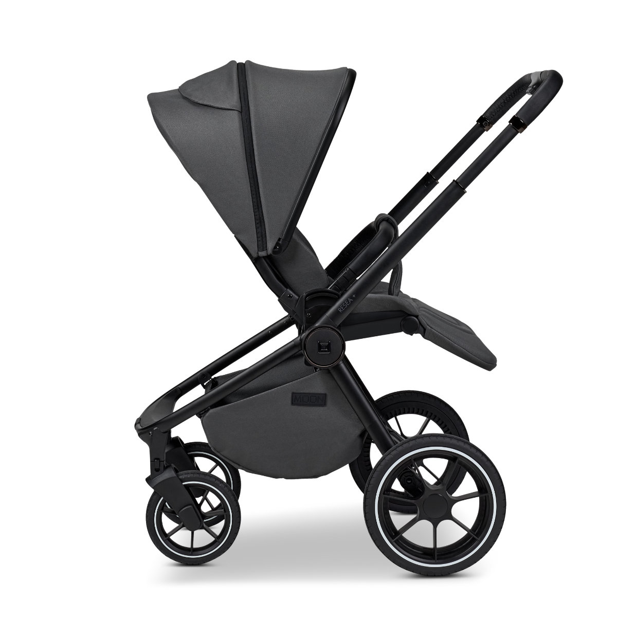 Moon ReSea+ Kinderwagen Set 3 in 1 inclusief Maxi Cosi Pebble 360 Pro2 2025
