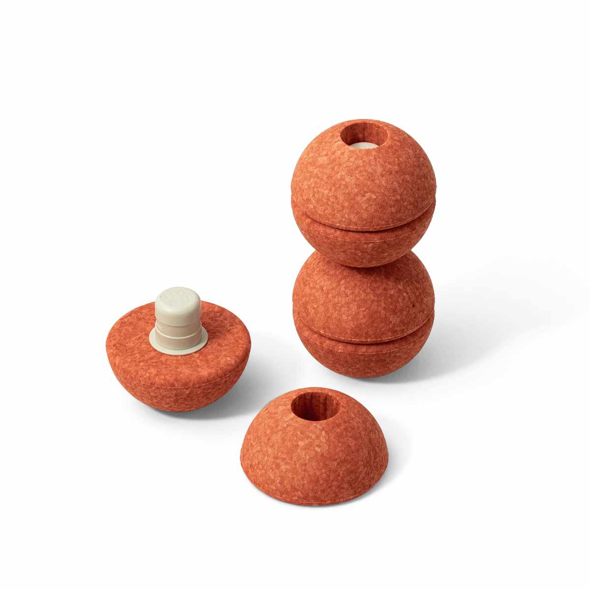 Rode vilten bollen met stekkerverbinding - Bovenaanzicht