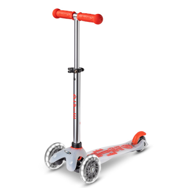 Mini Micro Deluxe FLUX Step met LED Wielen